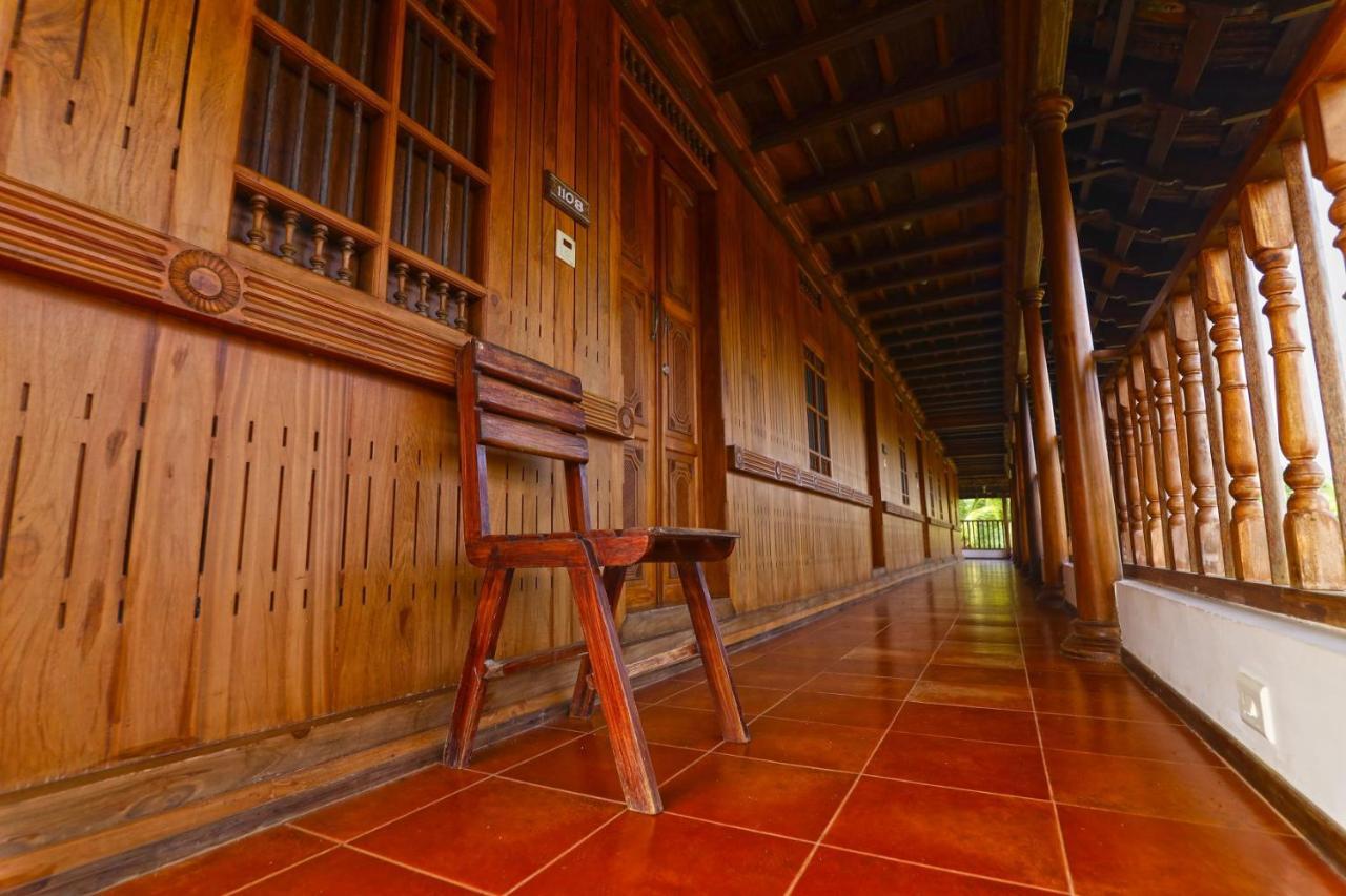 Kumarakom Heritage Resort Kottayam Zewnętrze zdjęcie